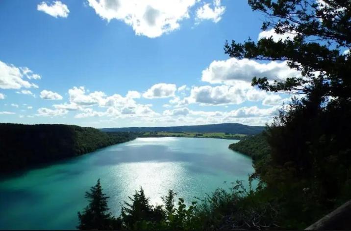 Gites Aux Granges Du Vilaret Clairvaux-les-Lacs Exteriör bild